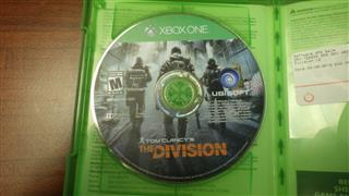 THE DIVISION, XBOX ONE, PRE-OWNED, COMES WITH ORIGINAL CASE, RATED M FOR MATURE